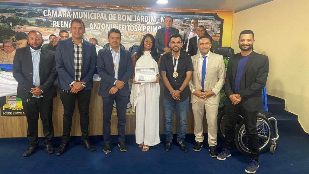 Homenageados do dia.